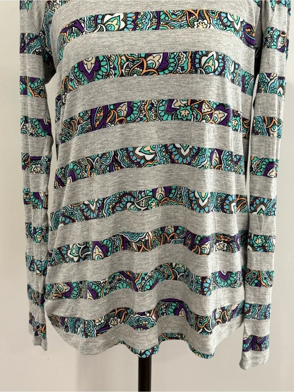 LuLaRoe S Striped Gray Long-Sleeve Top with Teal & Purple Paisley Accent 064